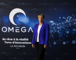 Eileen Collins en conférence à La Réunion lors de l’inauguration du Data Center Oméga 1